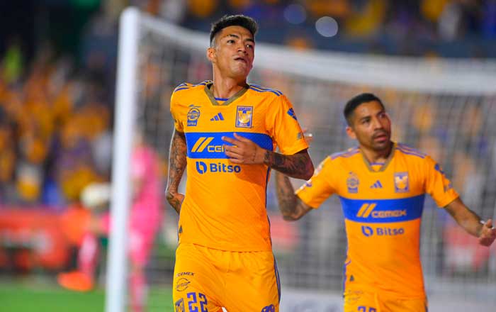 Tigres aplasta a Gallos Blancos 5-0 4 afp