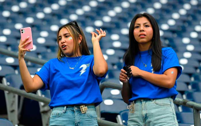 Calentando motores para el Clásico Estudiantil en Houston 1 es
