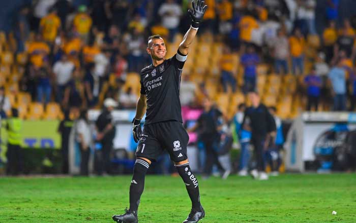 Tigres aplasta a Gallos Blancos 5-0 9 nahuel