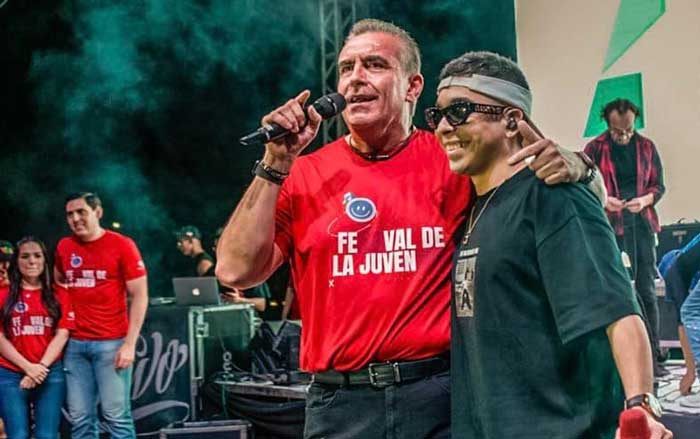 Celebra César Garza con miles el Festival de la Juventud en Apodaca 1 sdfg
