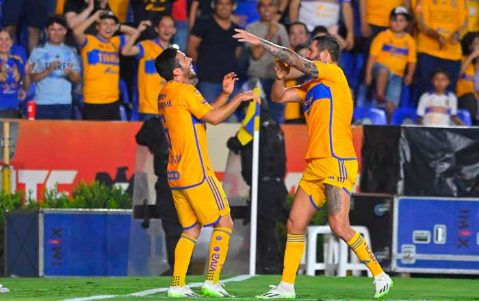 Tigres aplasta a Gallos Blancos 5-0 2 vfg