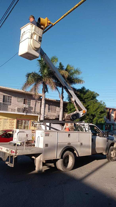 Reacondicionan semáforos en zona escolar de CBTIS 73 1 393649228 885999529704385 2268580782617758279 n