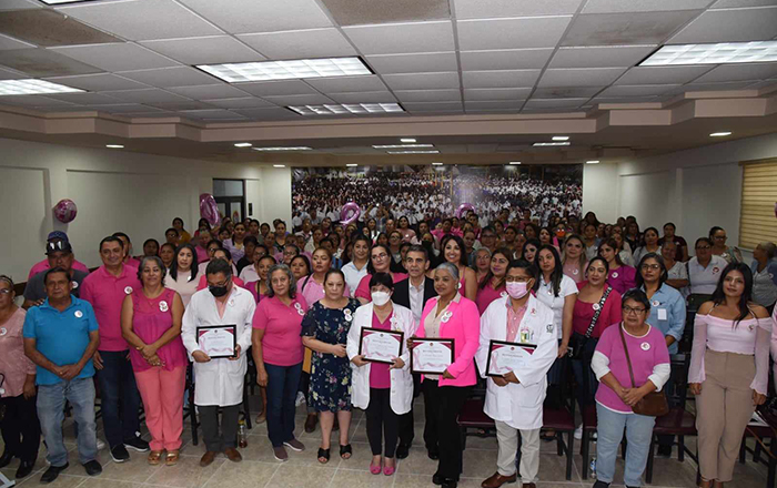 Rinden tributo a sobrevivientes del Cáncer 2 394517793 7651515151527574 8215626437424379488 n