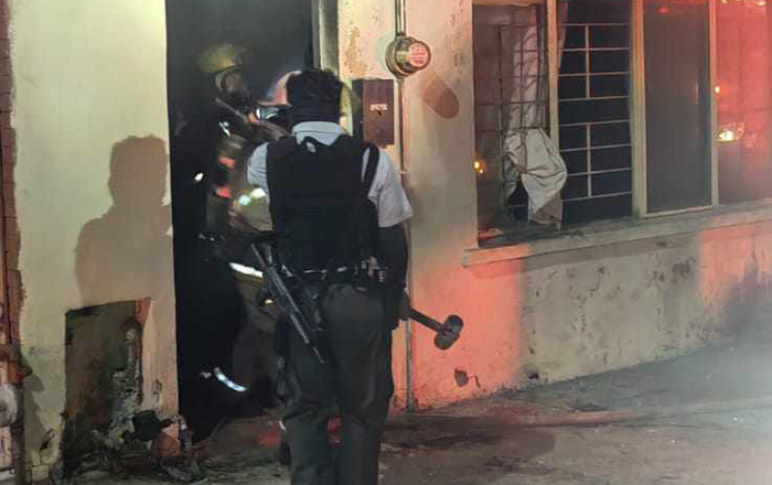 Policías de Monterrey salvan a hombre de morir calcinado 3 394853877 1595012274572216 7223920513203515649 n