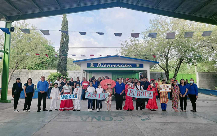 Avivan la paz con desfile, cantos y poesías en el Día de la ONU 2 395871439 1779801422455756 8711252548648483261 n
