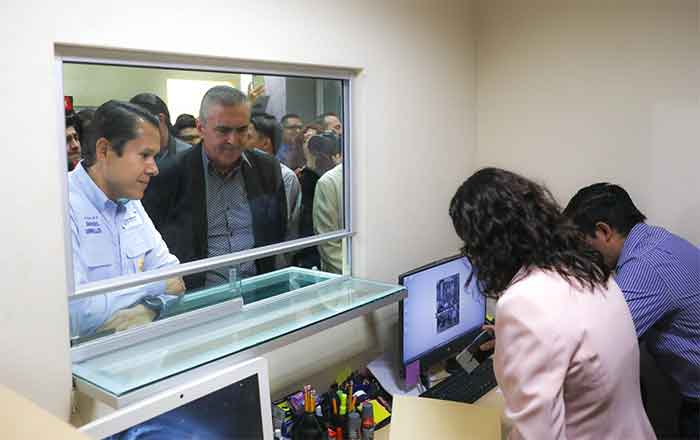 Alcaldes buscan participación en consejo administrativo de AyD 1 ALCALDES 2
