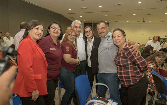 SET organiza primera reunión con jefes de sector y supervisores de primaria 1 LUCIA AIME 2
