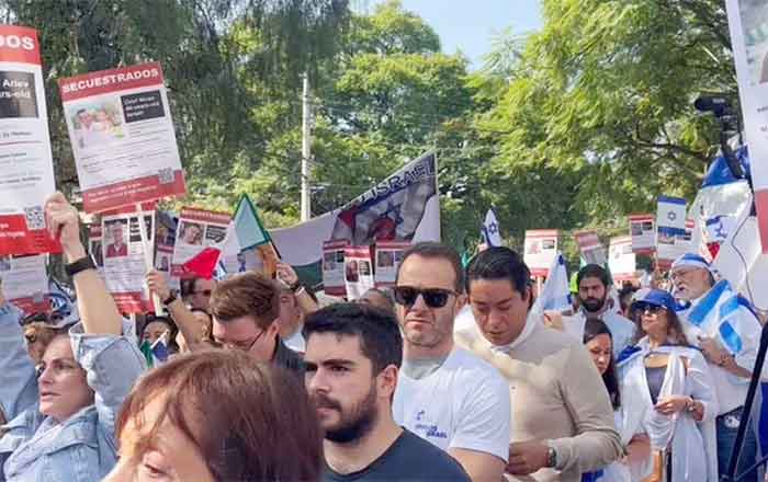 Protestan en embajada de Israel en México por mexicanos secuestrados por Hamás 1 PROTESTA 2 1
