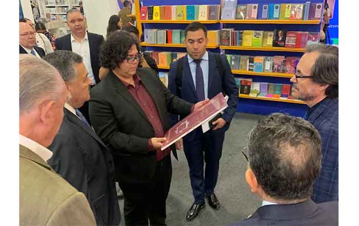 Inauguran FIL Monterrey con UANL como invitada de honor 2 UANL 3