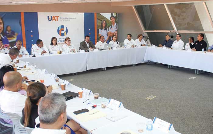 Expone UAT nuevo modelo de bachillerato a preparatorias incorporadas 1 au