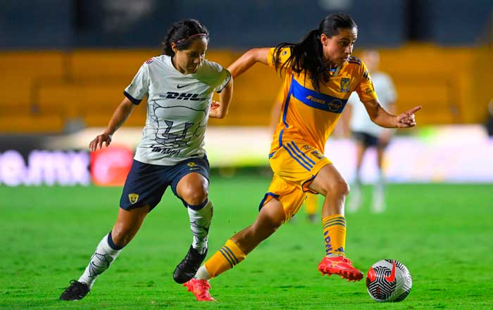 Las Tigres se mantienen en la cima al vencer 3-0 a Pumas 4 juga