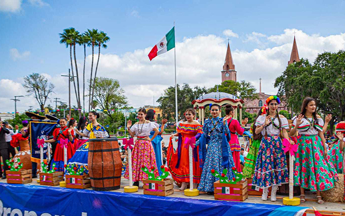 Conmemoran en Matamoros Aniversario de la Revolución Mexicana con espectacular desfile 3 396566003 7143982318985755 9119038641773118719 n