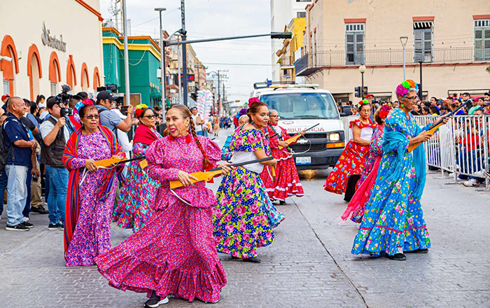 Conmemoran en Matamoros Aniversario de la Revolución Mexicana con espectacular desfile 1 400666743 889972575570549 5620849719904648763 n