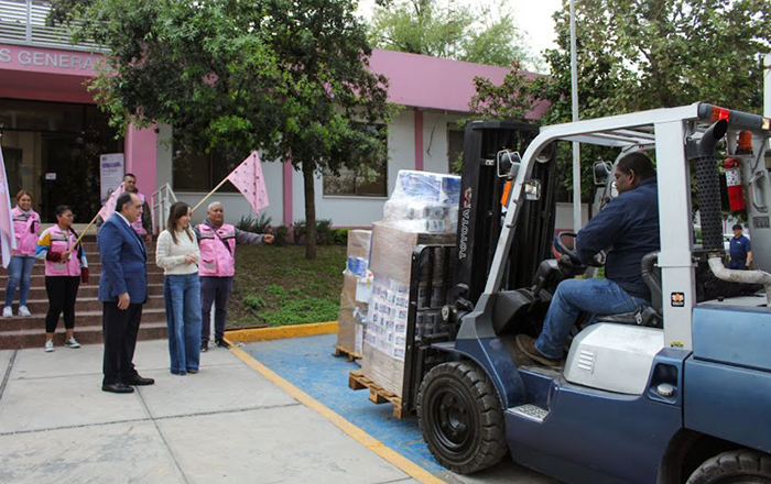 Envía Gobierno de Monterrey con apoyo de la IP donativo de víveres a Acapulco 1 444