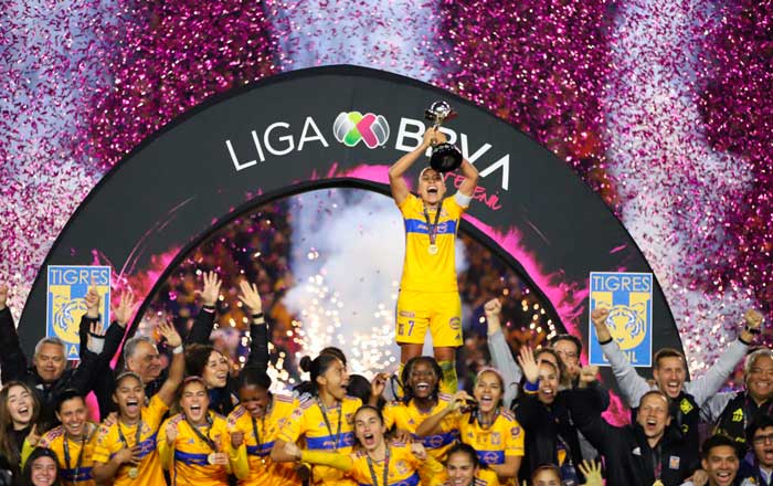 Las más campeonas; Tigres Femenil levanta la sexta copa 2 6