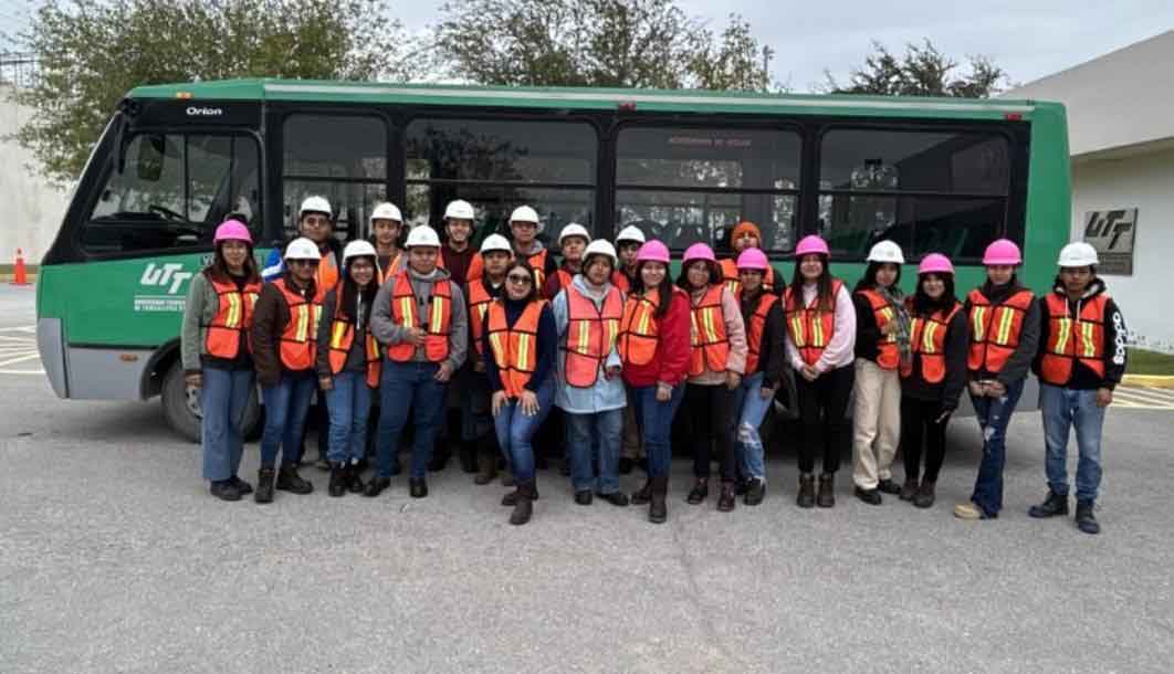 Estudiantes de la UTTN visitaron instalaciones de CFE 1 ALUMNOS 2