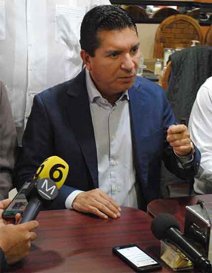 Pide Francisco Chavira 'piso parejo' en proceso interno de Morena 1 CHAVIRA 2