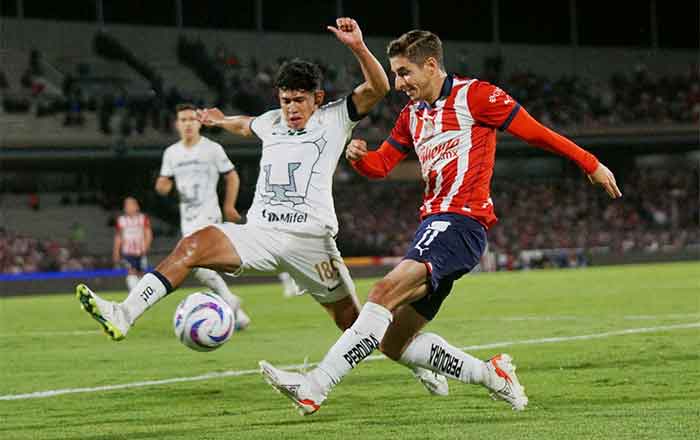 Pumas arrebata el cuarto lugar a Chivas 1 CHIVAS