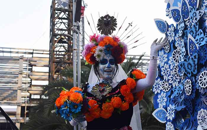 Realizan desfile Día de Muertos en la CDMX; acuden un millón 250 mil personas 6 DESFILE 6