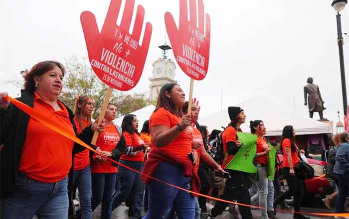 En Nuevo Laredo hacen marcha para erradicar violencia hacia mujeres 1 MARCHA 2 1