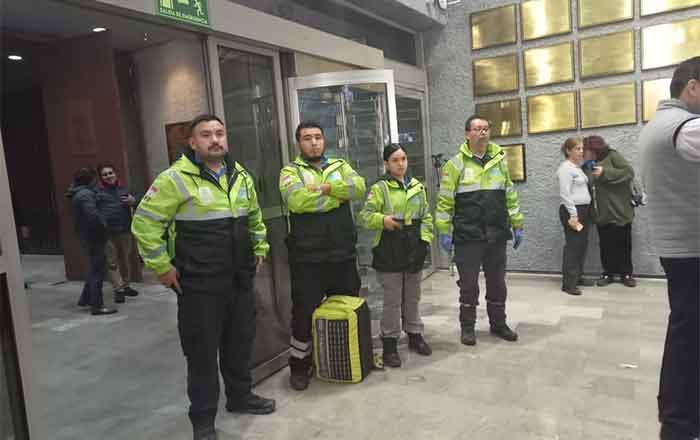 POLICIAS