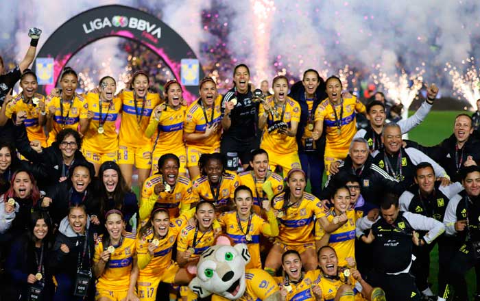Las más campeonas; Tigres Femenil levanta la sexta copa 1 camp