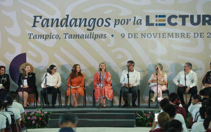Leer para fortalecer la transformación, pide Américo a estudiantes 1 lrc