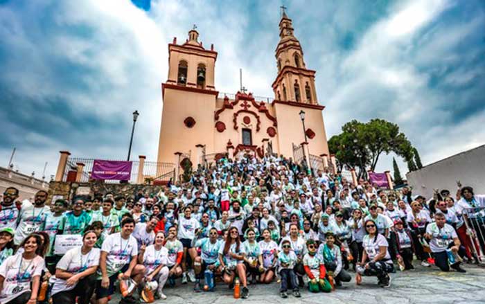 Corren en Santiago por una noble causa en la Magic Color 2023 2 mag
