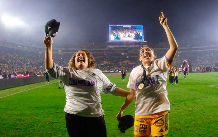 Las más campeonas; Tigres Femenil levanta la sexta copa 9 mil