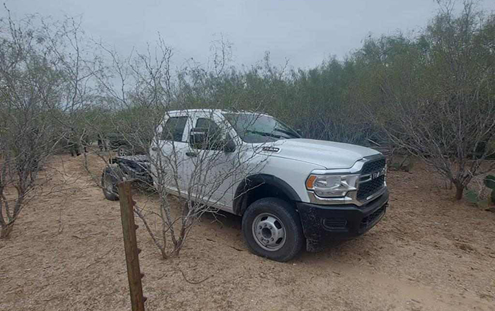 Incauta Ejército Mexicano arsenal y vehículos blindados en la frontera 2 386472095 722630466590227 3280004617140580842 n
