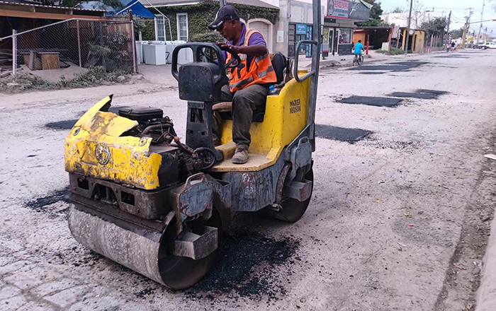 Avanza Río Bravo en trabajo de bacheo 1 407337224 865232932273542 508401152704857968 n