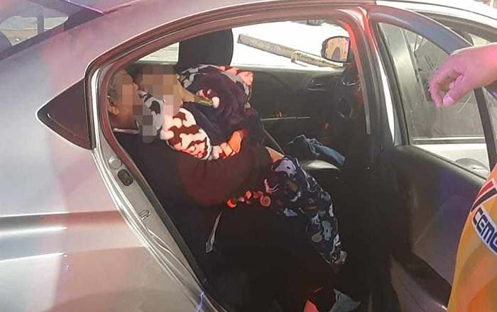 Salva policía de Monterrey a niño que se broncoaspiraba 1 409659578 1161542225022490 1490177898102669832 n