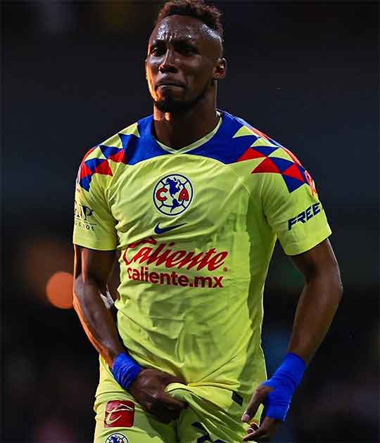 Julián Quiñones recibe castigo por celebrar gol con gesto obsceno 1 JULIAN