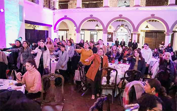 En Monterrey lanzan el programa 'Piensa Igualitario' 1 MUJERES 2