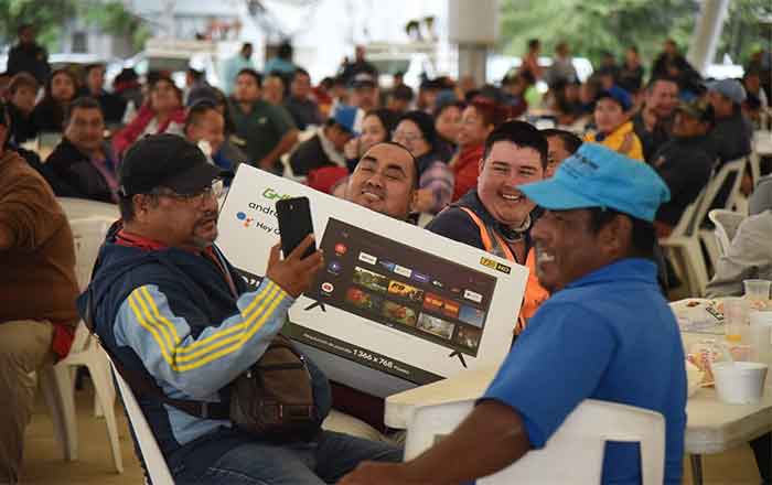 Reconoce Chucho Nader labor de los trabajadores municipales 1 TAMPICO 2 1