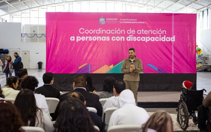 Gradúa DIF Guadalupe a personal y ciudadanos en lengua de señas mexicanas 1 1 1