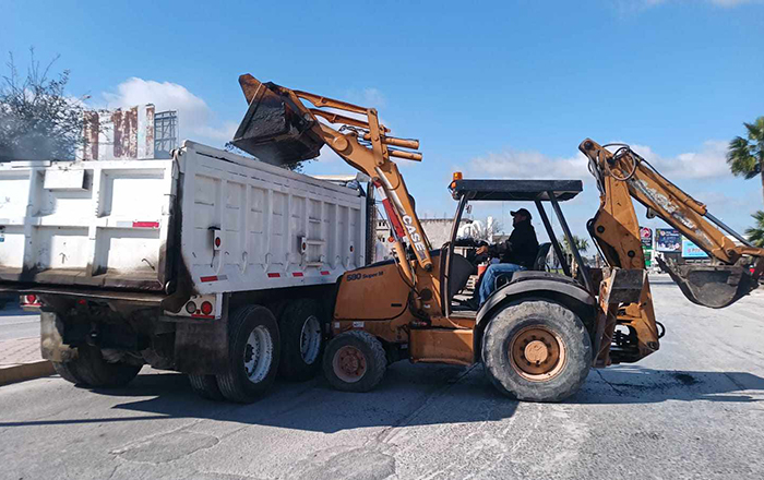 Avanzan trabajos de bacheo en Río Bravo 2 410321729 7107341175994490 3764371945143111463 n