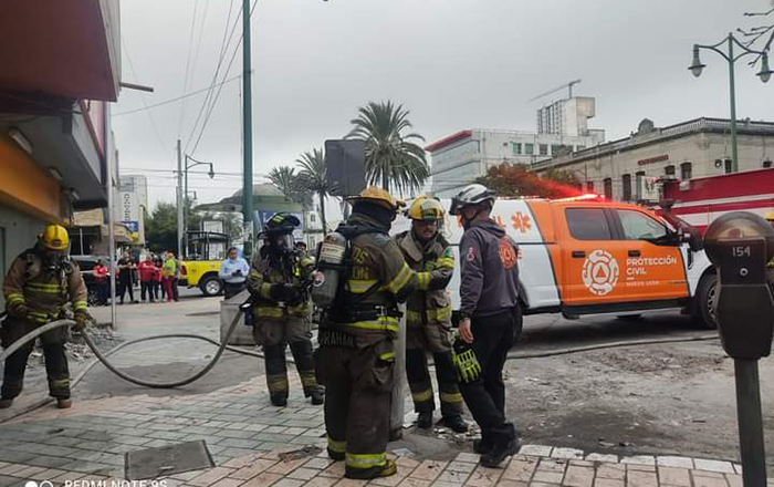Incendio en restaurante de Monterrey deja un herido 1 411275629 727153732701188 2621420356784836214 n