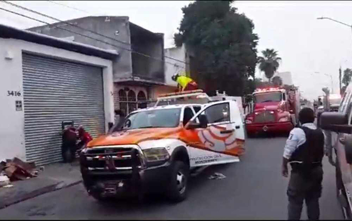 Incendio de altar moviliza a Bomberos 1 413481766 179759921862669 2559688829557479894 n