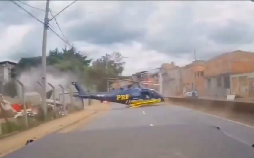 Helicóptero que trasladaba a lesionado cae en carretera de Brasil 2 Captura de pantalla 2024 01 10 a las 1.41.59 p. m