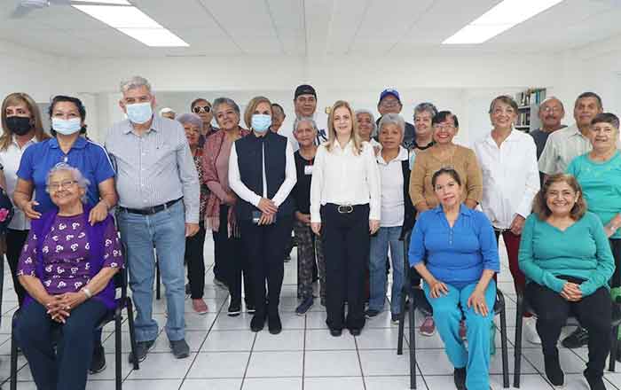 Brinda DIF Tampico atención a adultos mayores 1 TAMPICO 2 3