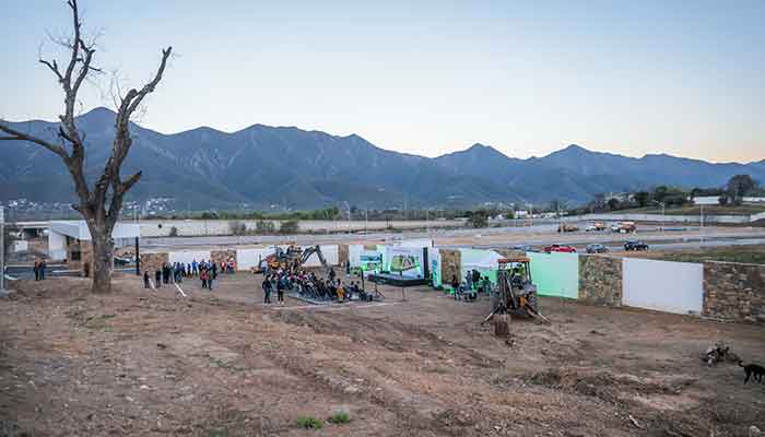 Arranca David de la Peña construcción de plaza en El Barrial en Santiago 1 SANTIAGO 2 1