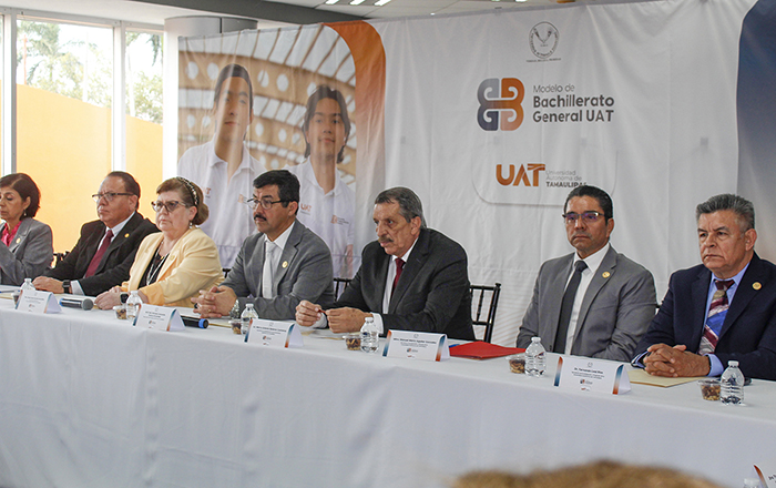 Impulsa Dámaso Anaya la transformación del bachillerato de la UAT 1 431781567 1273134653643915 6685618663129172550 n