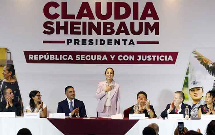 CLAUDIA