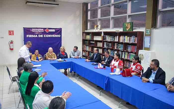 La UT y Cruz Roja firman convenio de colaboración 1 CRUZ ROJA 2