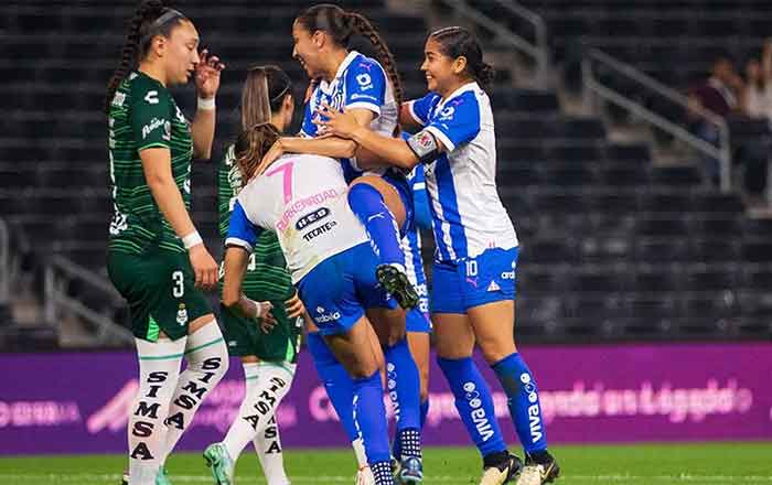 Sin problemas Rayadas golea 6-0 a Santos 3 RAYADAS 2