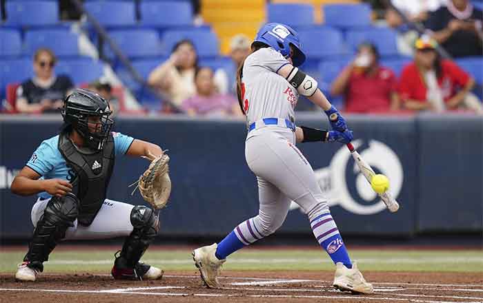 Charras históricas: Son las primeras reinas 6 SULTANES 4