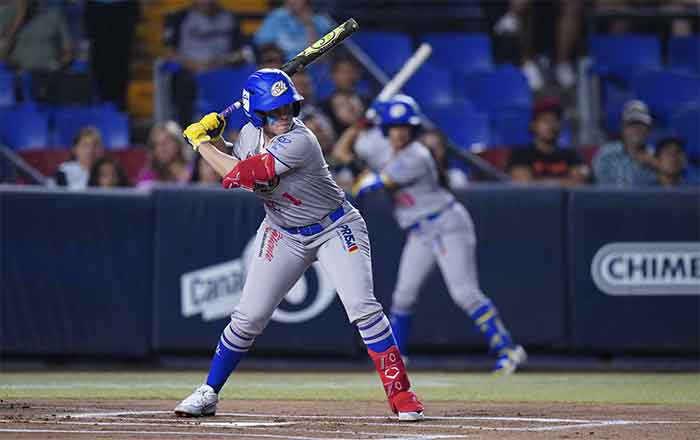 Charros se adelanta 2-1 en 'Serie de la Reina' frente a Sultanes 2 SULTANES FEM 2