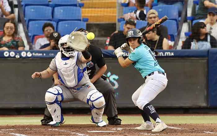 Charras históricas: Son las primeras reinas 4 SULTANES FEM 6