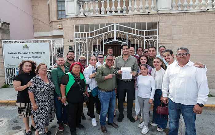 Recibe Carlos Peña constancia de candidato a alcalde de Reynosa 3 ALCALDE 2 2